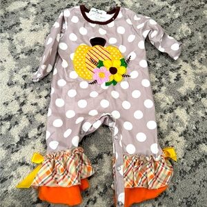 Baby girl pumpkin outfit 0/3 months